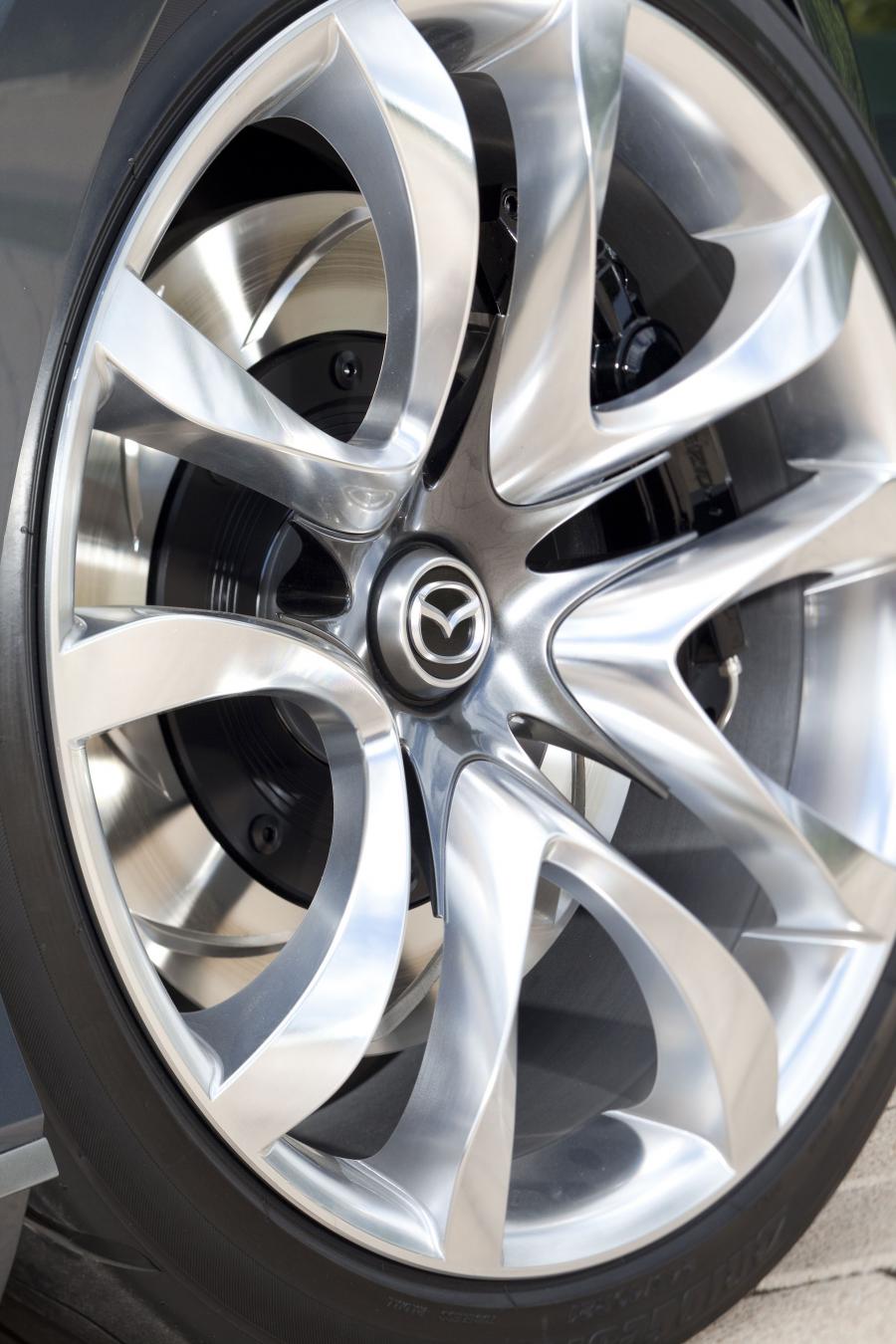  Mazda Shinari Concept 2010 года  (фото 95 из 122)
